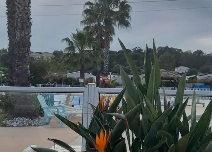 Azur072 Кемпинг *